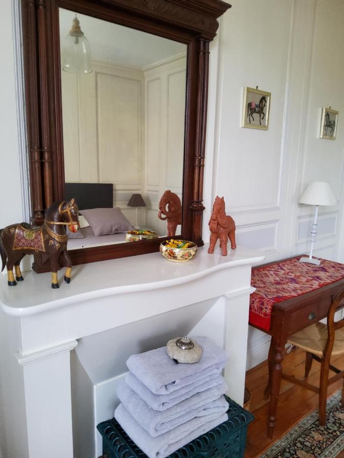 La Maison Des Thermes, Chambre D'Hote Saintes Exterior photo